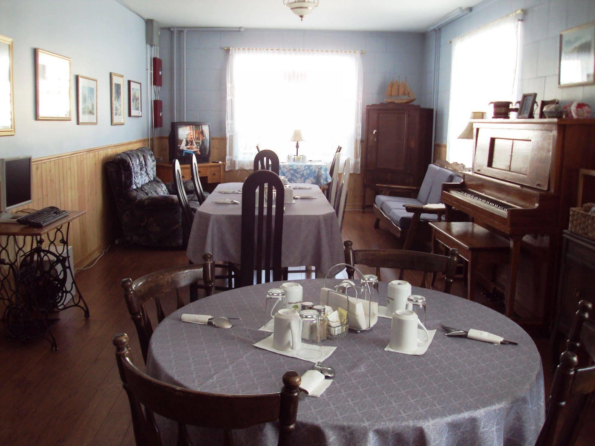 Auberge Du Presbytere De Riviere-Eternite Riviere Eternite Zewnętrze zdjęcie